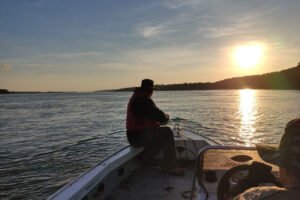 Mesmo com o fim da Piracema, IAT segue coibindo a pesca predatória no Paraná