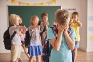 como-prevenir-o-bullying-scaled